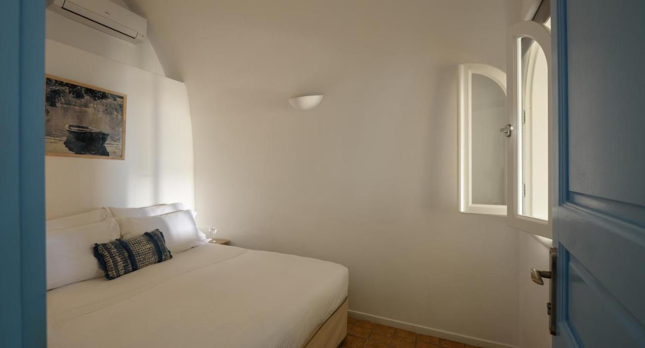 Pantelia Suites Fira  Exteriör bild