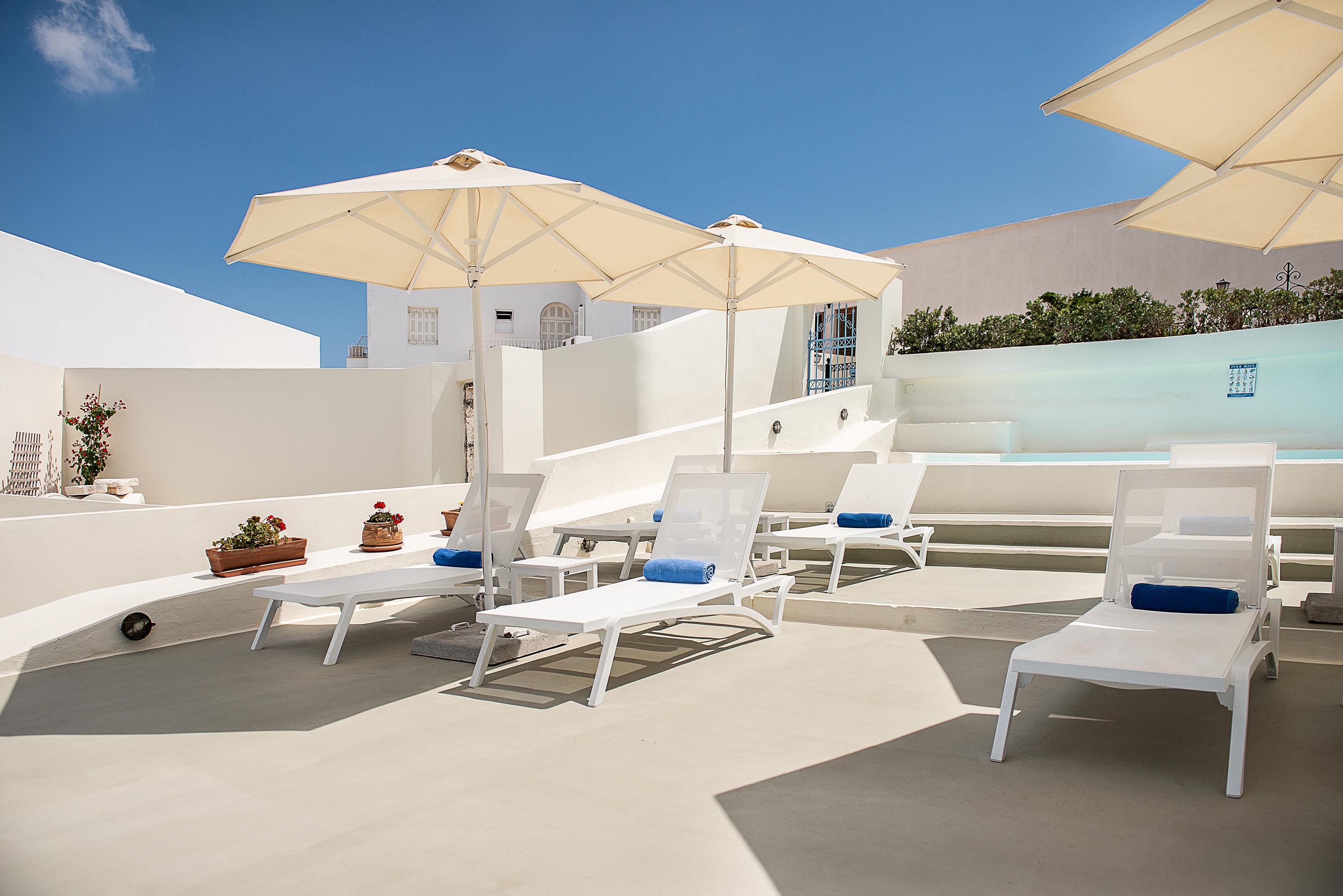 Pantelia Suites Fira  Exteriör bild