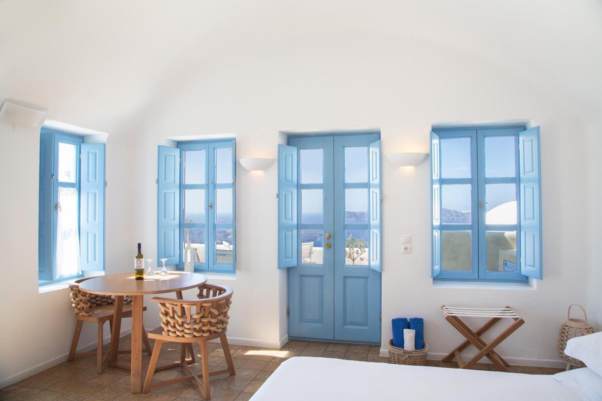 Pantelia Suites Fira  Exteriör bild